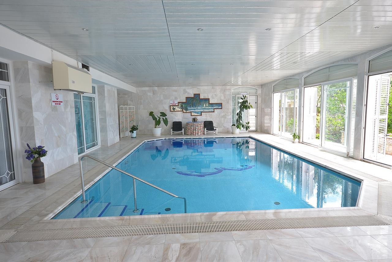 Hotel Vila Margot Herceg Novi Exterior photo